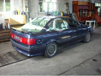 vand-Audi-80-2.0-Benzina-avariat-1223.htm imagine vand-Audi-80-2.0-Benzina-avariat-1223.htm