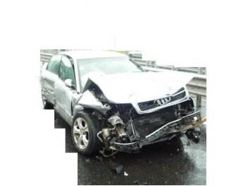 imagine vand-Audi-A4-1.8-Benzina-avariat-2844.htm