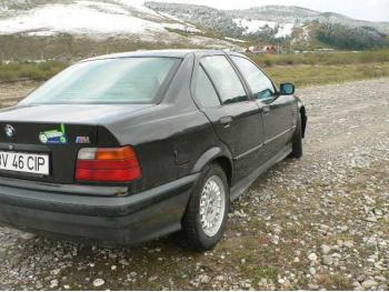 imagine vand-BMW-316-1.6-Benzina-avariat-3718.htm