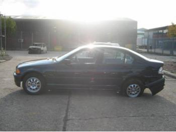 imagine vand-BMW-318-1.9-Benzina-avariat-2426.htm
