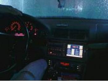 imagine vand-BMW-528-2.8-Benzina-avariat-3451.htm