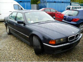 imagine vand-BMW-750-5.4-Benzina-avariat-2592.htm