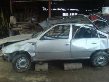 imagine vand-Daewoo-Cielo-1.5-Benzina-avariat-2726.htm