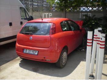 imagine vand-Fiat-Punto-1.4-Benzina-avariat-1221.htm