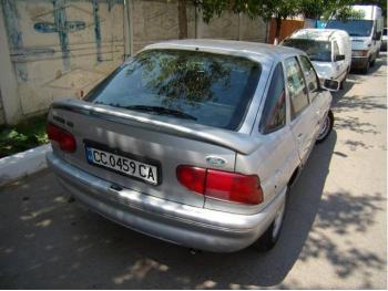 imagine vand-Ford-Escort-1.8-Diesel-avariat-2957.htm