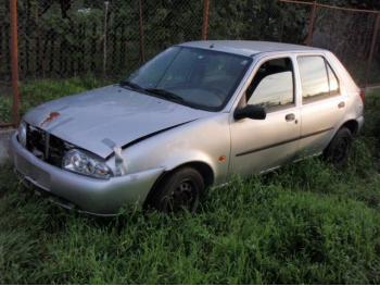 imagine vand-Ford-Fiesta-1.2-Benzina-avariat-2777.htm