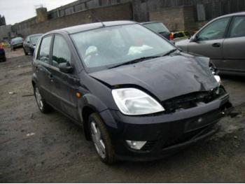 imagine vand-Ford-Fiesta-1.4-Benzina-avariat-2004.htm