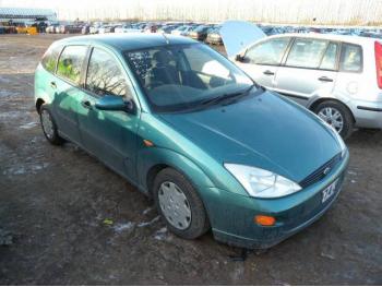 imagine vand-Ford-Focus-1.6-Benzina-avariat-1504.htm