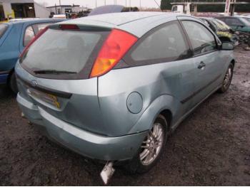 imagine vand-Ford-Focus-1.8-Benzina-avariat-1340.htm