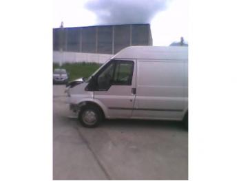 imagine vand-Ford-Transit-2.5-Diesel-avariat-2821.htm