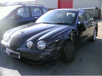 imagine vand-Jaguar-X-Type-3.0-Benzina-avariat-1403.htm