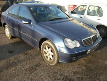 vand-Mercedes-C180-1.8-Benzina-avariat-1657.htm imagine vand-Mercedes-C180-1.8-Benzina-avariat-1657.htm