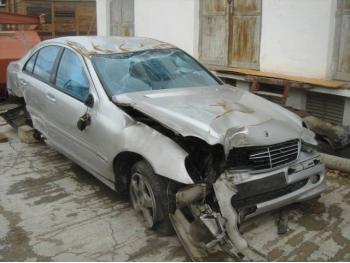 vand-Mercedes-C220-2.2-Diesel-avariat-1409.htm imagine vand-Mercedes-C220-2.2-Diesel-avariat-1409.htm