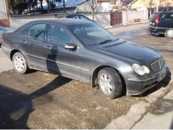 imagine vand-Mercedes-C220-2.2-Diesel-avariat-3236.htm