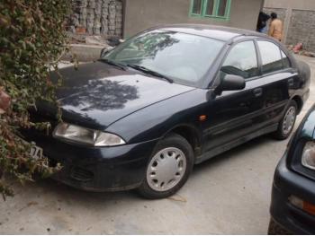 imagine vand-Mitsubishi-Carisma-1.6-Benzina-avariat-3261.htm