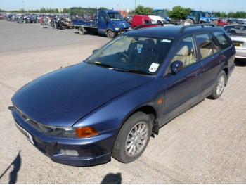 vand-Mitsubishi-Galant-2.5-Benzina-avariat-2044.htm imagine vand-Mitsubishi-Galant-2.5-Benzina-avariat-2044.htm