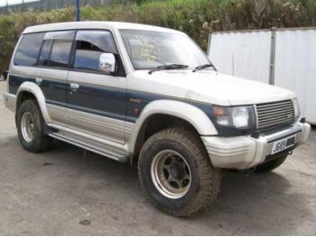 imagine vand-Mitsubishi-Pajero-2.4-Diesel-avariat-1321.htm