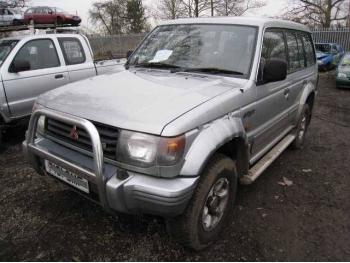 imagine vand-Mitsubishi-Pajero-3.0-Benzina-avariat-1530.htm