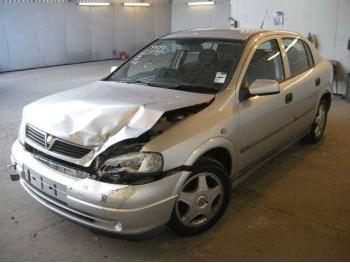 imagine vand-Opel-Astra-H-1.6-Benzina-avariat-1341.htm