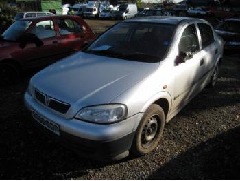 imagine vand-Opel-Astra-H-1.6-Benzina-avariat-1377.htm