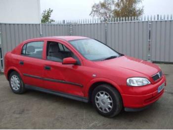 imagine vand-Opel-Astra-H-1.6-Benzina-avariat-1379.htm