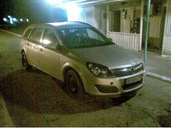 imagine vand-Opel-Astra-H-1.6-Benzina-avariat-1438.htm
