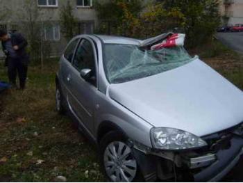 imagine vand-Opel-Corsa-A-1.2-Benzina-avariat-1300.htm