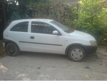 imagine vand-Opel-Corsa-C-1.2-Benzina-avariat-3586.htm