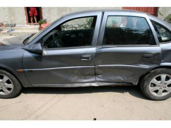 imagine vand-Opel-Vectra-B-2.2-Diesel-avariat-2298.htm