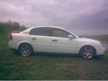 imagine vand-Opel-Vectra-C-2.0-Diesel-avariat-3124.htm