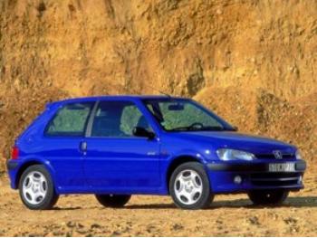 vand-Peugeot-106-1.1-Benzina-avariat-2376.htm imagine vand-Peugeot-106-1.1-Benzina-avariat-2376.htm