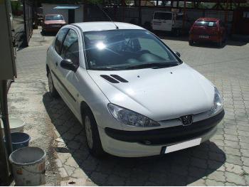 imagine vand-Peugeot-206-1.9-Diesel-avariat-2681.htm