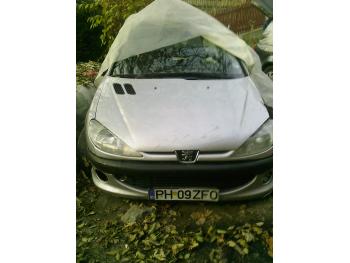 imagine vand-Peugeot-206-2.0-Benzina-avariat-3820.htm