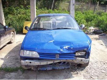 imagine vand-Peugeot-405-1.6-Benzina-avariat-2707.htm