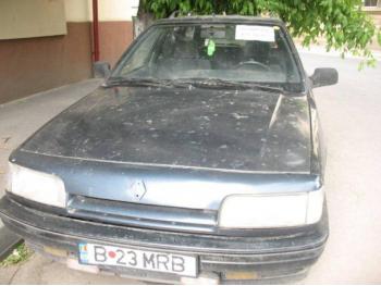 imagine vand-Renault-21-1.8-Benzina-avariat-2755.htm
