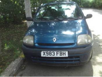 imagine vand-Renault-Clio-II-1.2-Benzina-avariat-3375.htm