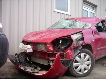 imagine vand-Renault-Clio-II-1.4-Benzina-avariat-1572.htm
