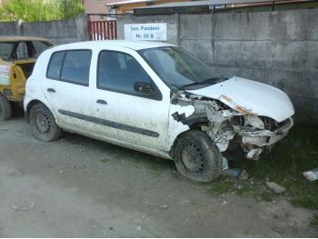 vand-Renault-Clio-II-1.9-Diesel-avariat-4245.htm imagine vand-Renault-Clio-II-1.9-Diesel-avariat-4245.htm
