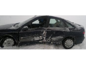imagine vand-Renault-Laguna-I-2.0-Benzina-avariat-3773.htm