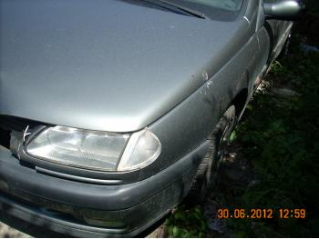 imagine vand-Renault-Laguna-I-2.0-Benzina-avariat-3862.htm