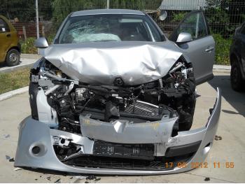 vand-Renault-Megane-1.6-Benzina-avariat-3889.htm imagine vand-Renault-Megane-1.6-Benzina-avariat-3889.htm