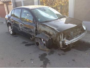 imagine vand-Renault-Megane-1.9-Diesel-avariat-3026.htm