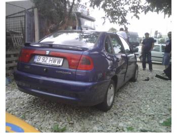 imagine vand-Seat-Cordoba-1.4-Benzina-avariat-2285.htm