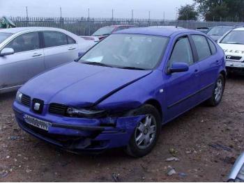 imagine vand-Seat-Leon-1.4-Benzina-avariat-1315.htm
