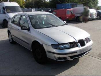 imagine vand-Seat-Leon-1.4-Benzina-avariat-2348.htm