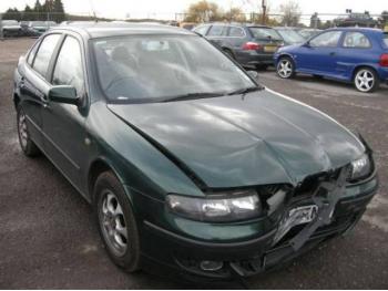 imagine vand-Seat-Leon-1.8-Benzina-avariat-1393.htm