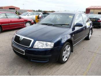 imagine vand-Skoda-Superb-1.9-Diesel-avariat-2523.htm