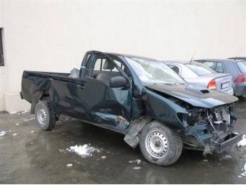 imagine vand-Toyota-Hilux-2.5-Benzina-avariat-2287.htm