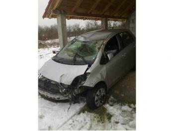 imagine vand-Toyota-Yaris-1.3-Benzina-avariat-3235.htm