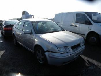 imagine vand-Volkswagen-Bora-2.0-Benzina-avariat-2452.htm